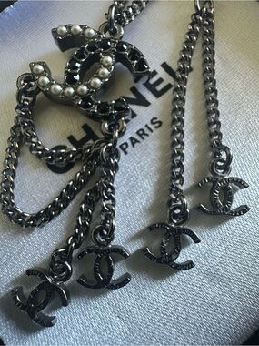 RARE CHANEL A12P Ruthenium 3-Way CC Black Crystal Pearl Dangle Pendant Necklace